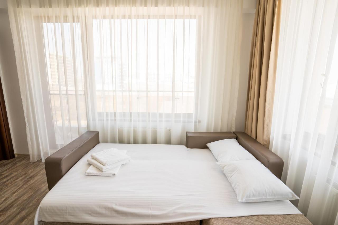 Summerland Sea-View Luxury Apartment ママイア エクステリア 写真