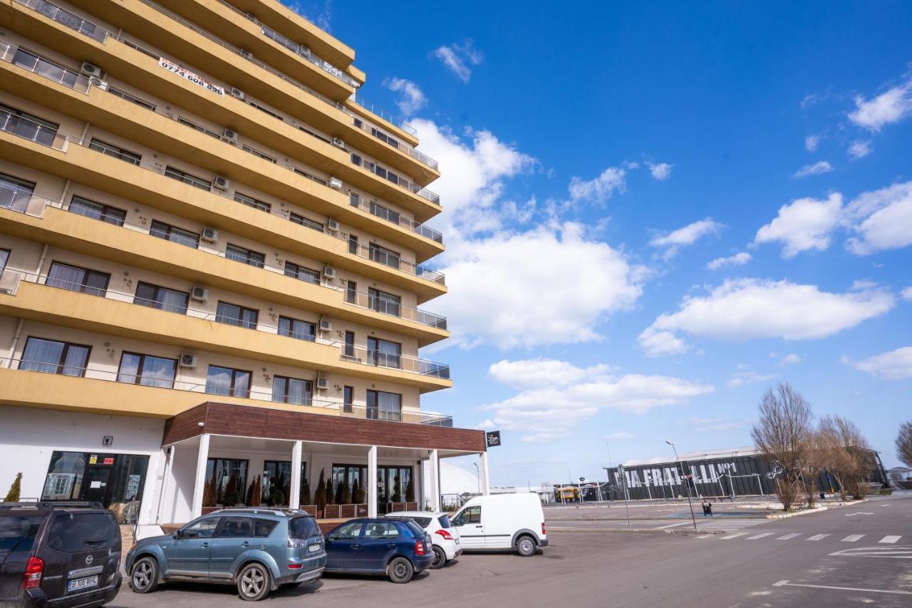 Summerland Sea-View Luxury Apartment ママイア エクステリア 写真