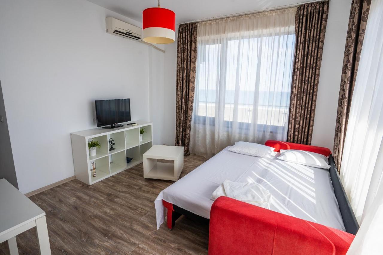 Summerland Sea-View Luxury Apartment ママイア エクステリア 写真