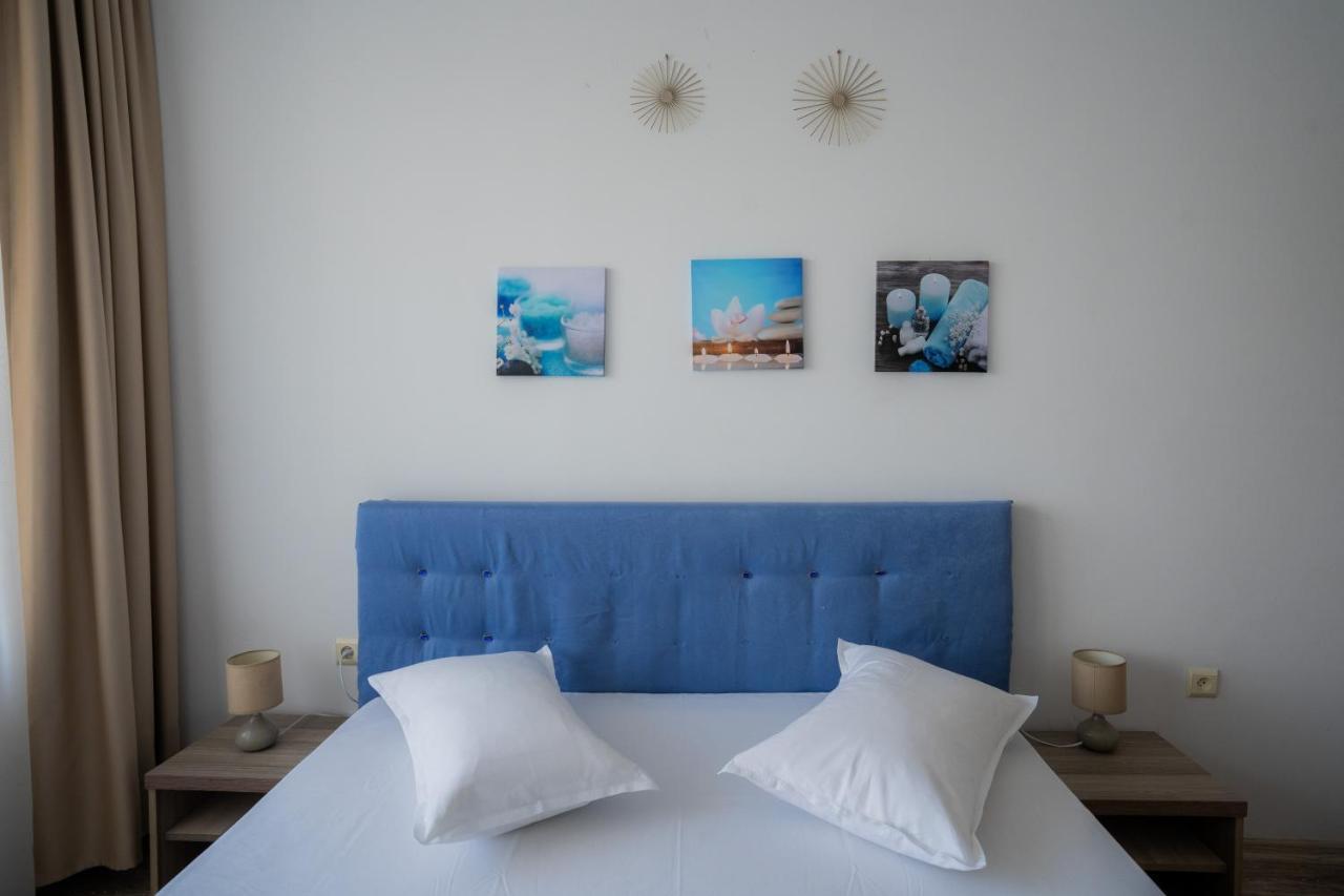 Summerland Sea-View Luxury Apartment ママイア エクステリア 写真