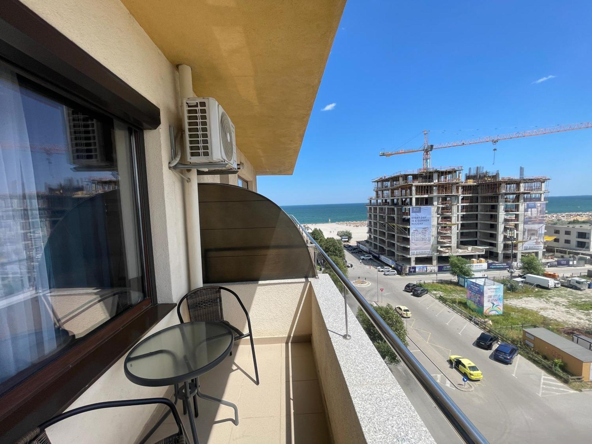 Summerland Sea-View Luxury Apartment ママイア エクステリア 写真