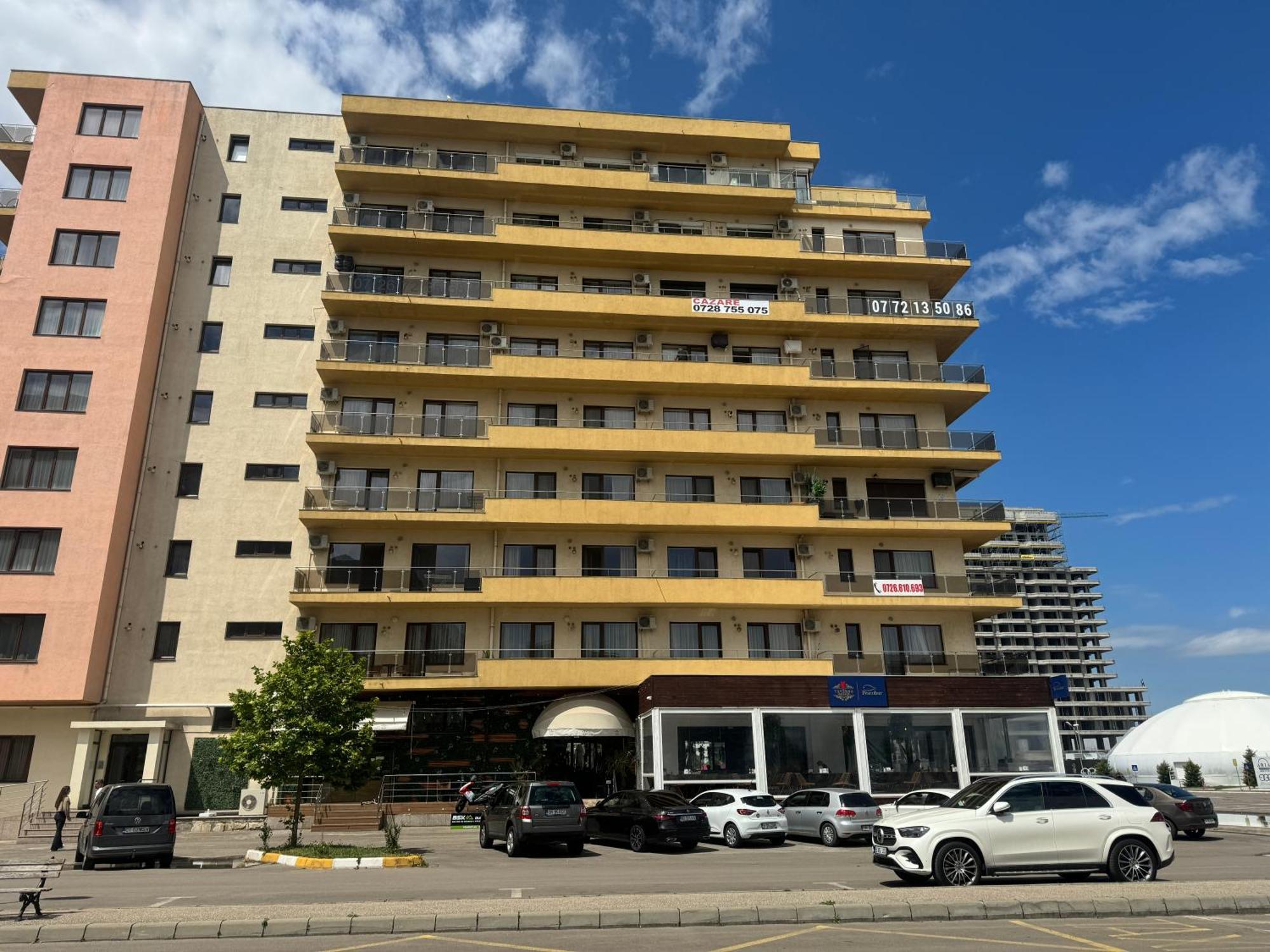 Summerland Sea-View Luxury Apartment ママイア エクステリア 写真