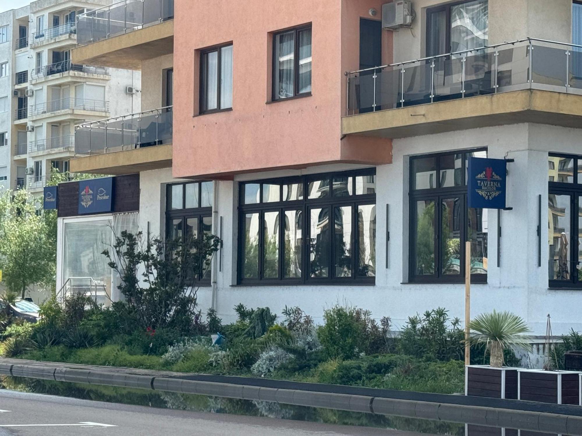Summerland Sea-View Luxury Apartment ママイア エクステリア 写真