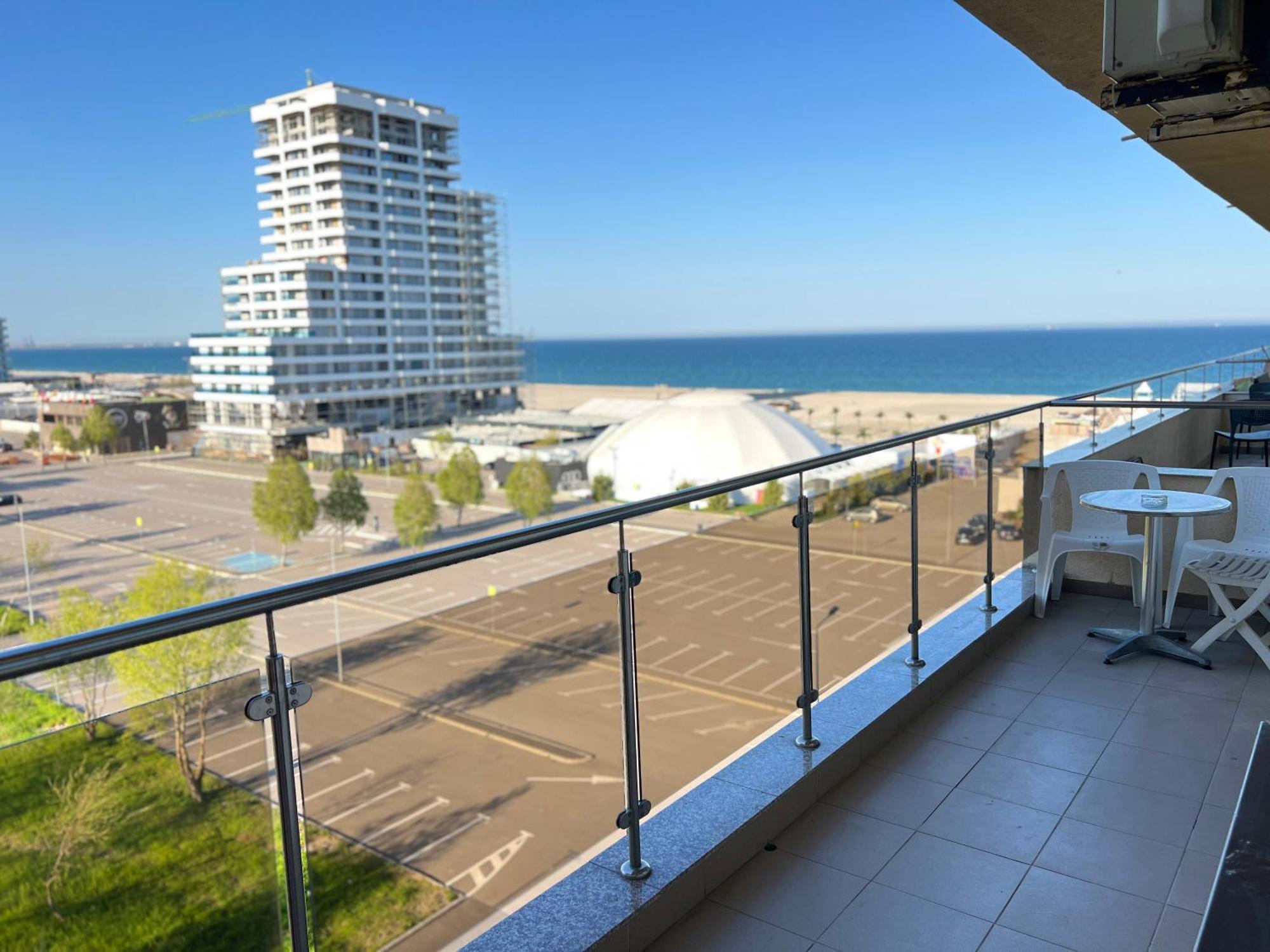 Summerland Sea-View Luxury Apartment ママイア エクステリア 写真