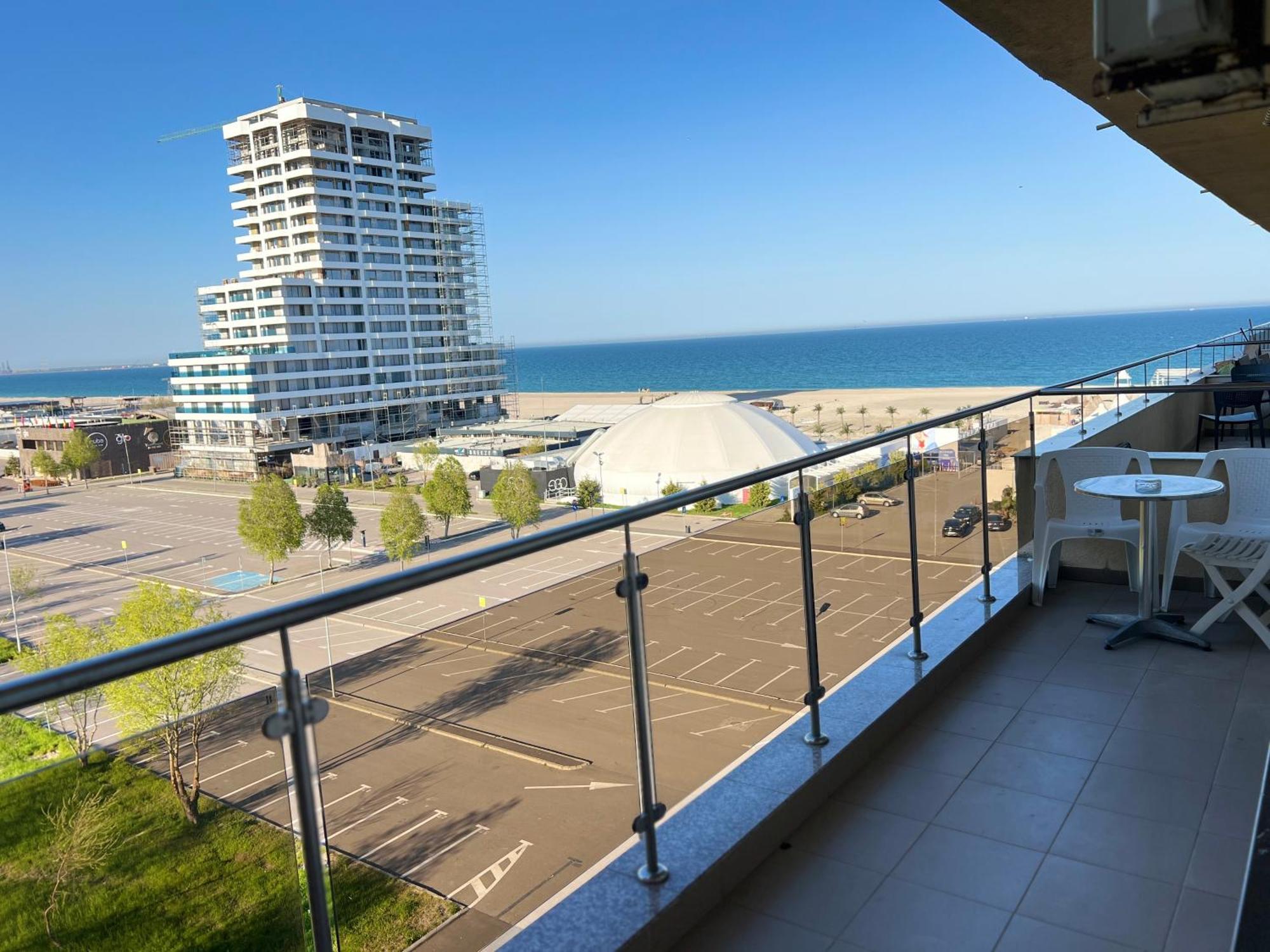 Summerland Sea-View Luxury Apartment ママイア エクステリア 写真
