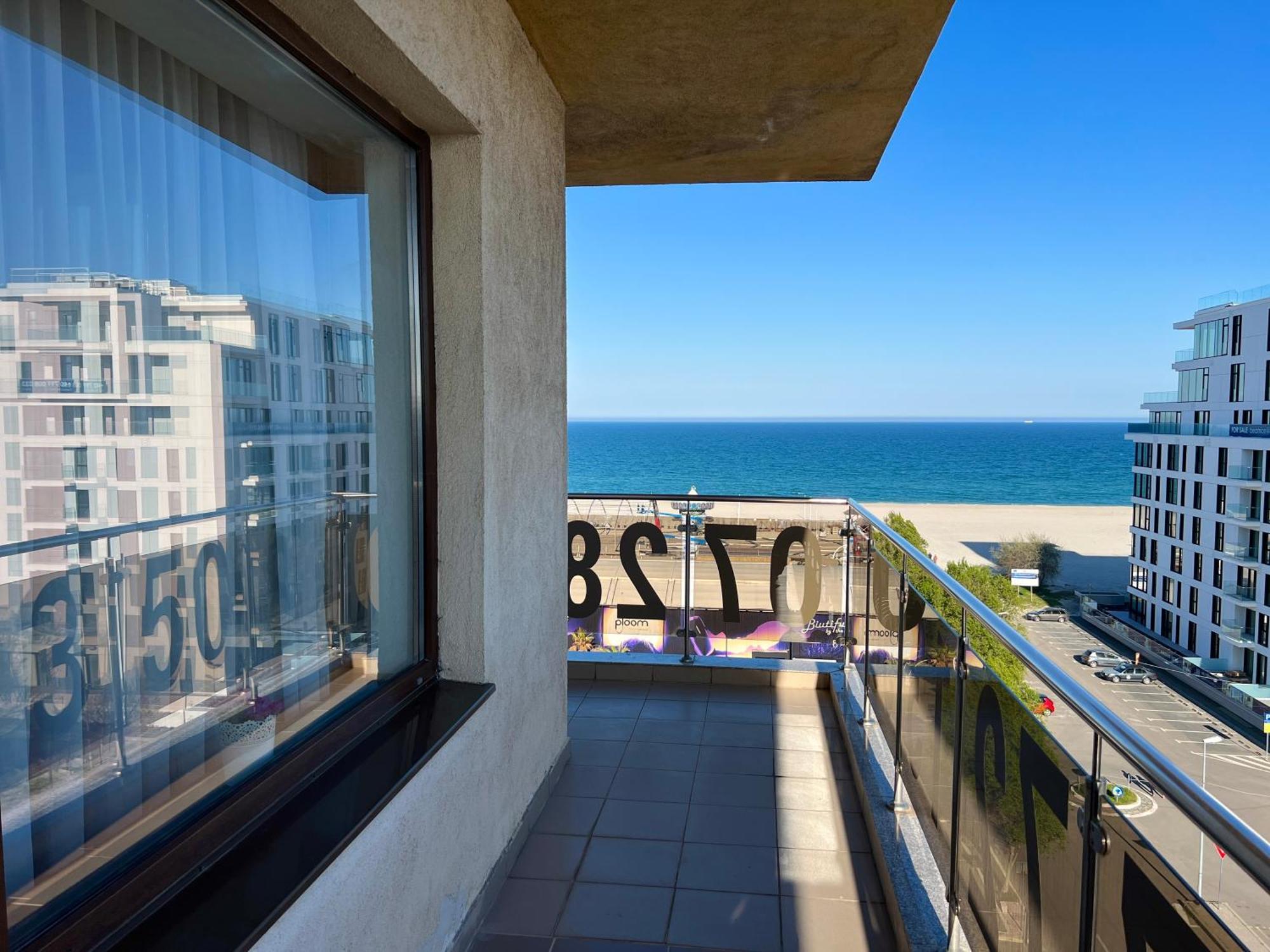Summerland Sea-View Luxury Apartment ママイア エクステリア 写真