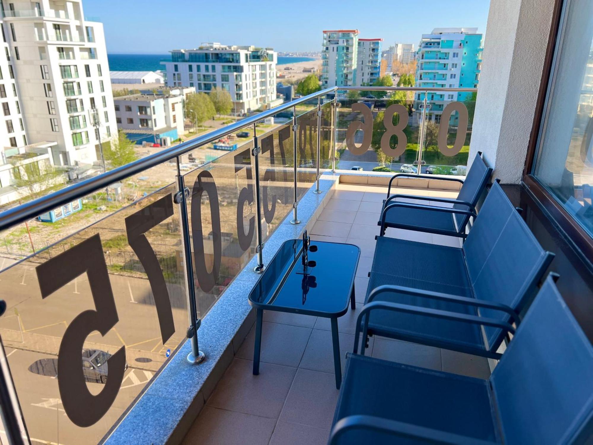 Summerland Sea-View Luxury Apartment ママイア エクステリア 写真